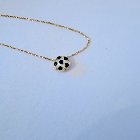 New! Kendra Scott Soccer Gold Short Pendant Necklace in Ivory Mother-of-Pearl - Picture 3 of 8